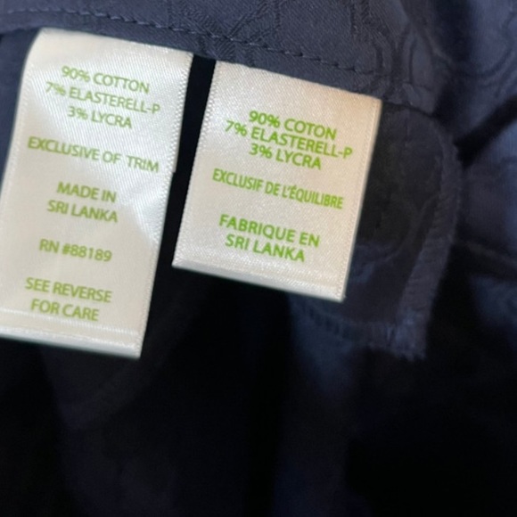 Lilly Pulitzer - Kelly Textured Ankle Length
Skinny Pant Midnight Navy - SIZE 2 - Picture 12 of 16